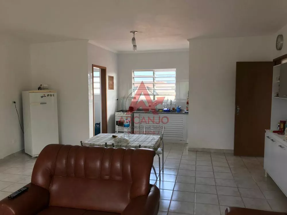 Casa, 2 quartos, 228 m² - Foto 4