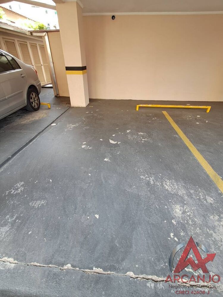 Apartamento à venda com 2 quartos, 81m² - Foto 11