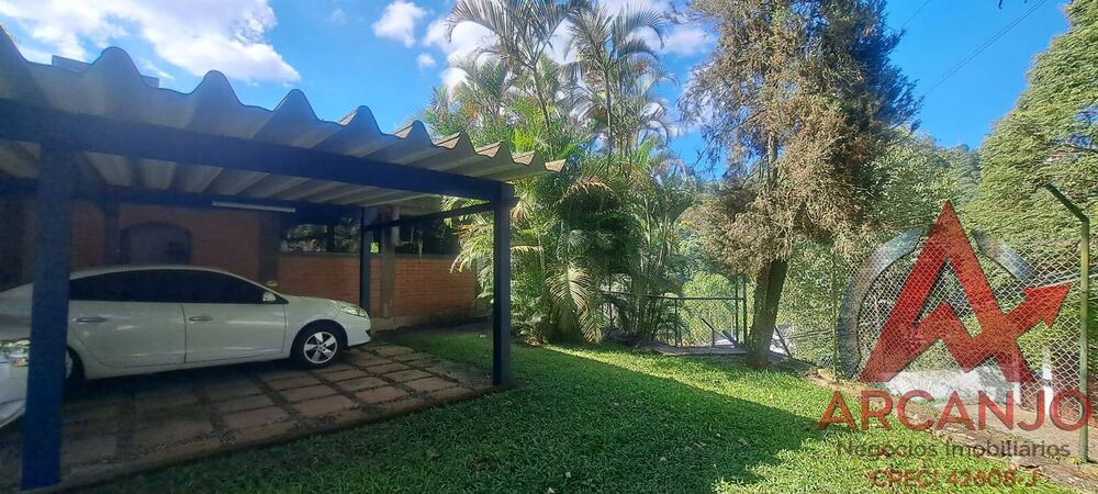 Casa à venda com 4 quartos, 320m² - Foto 4