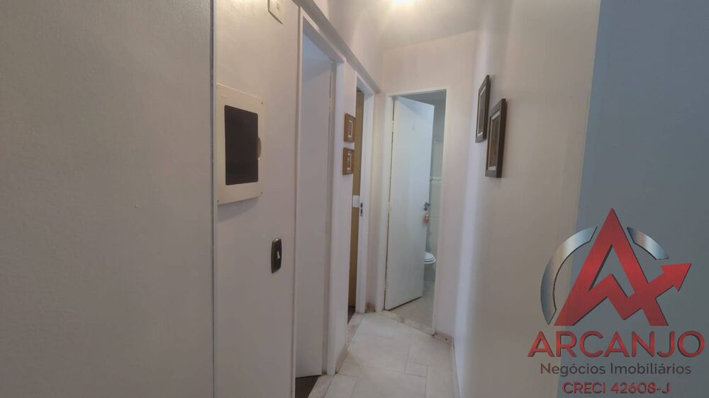 Apartamento à venda com 2 quartos, 62m² - Foto 4
