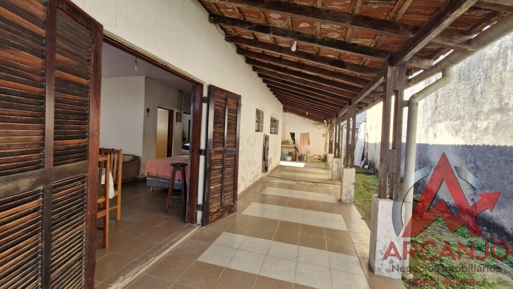 Casa à venda com 2 quartos, 50m² - Foto 4