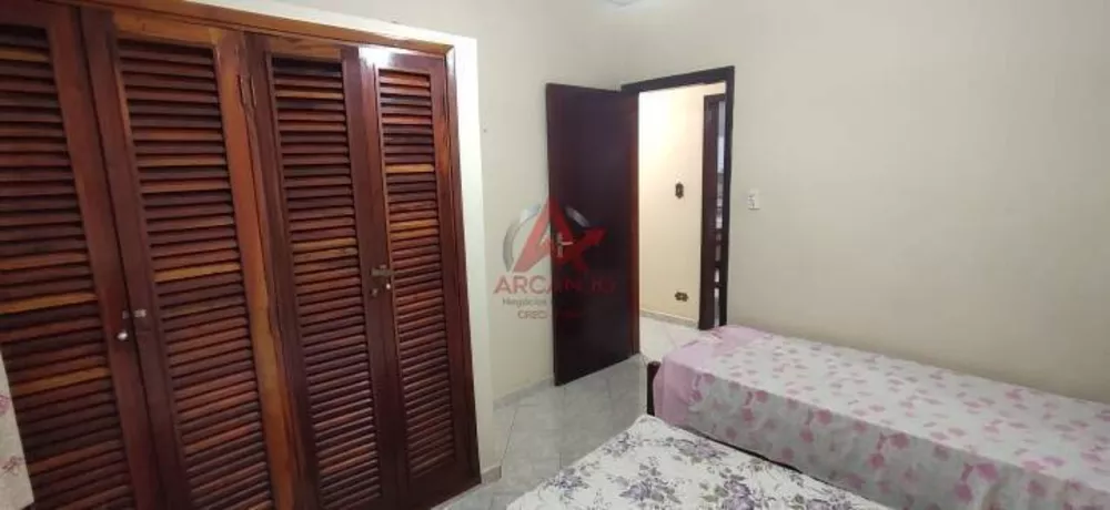 Casa, 4 quartos, 384 m² - Foto 2