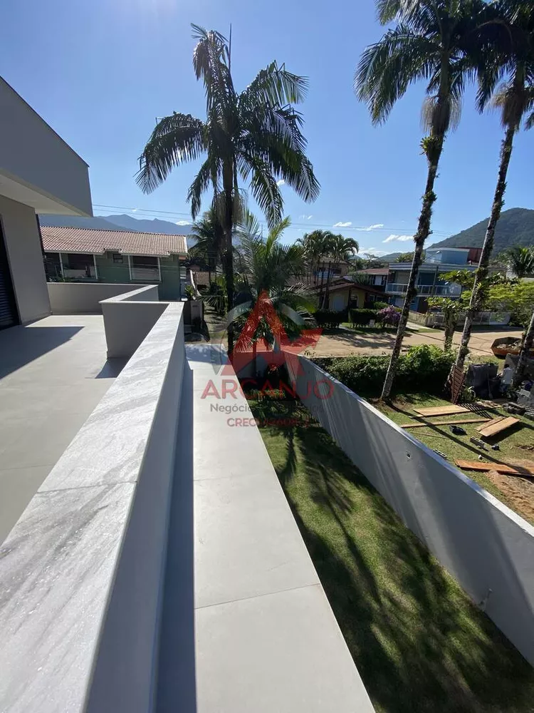 Casa, 4 quartos, 270 m² - Foto 7