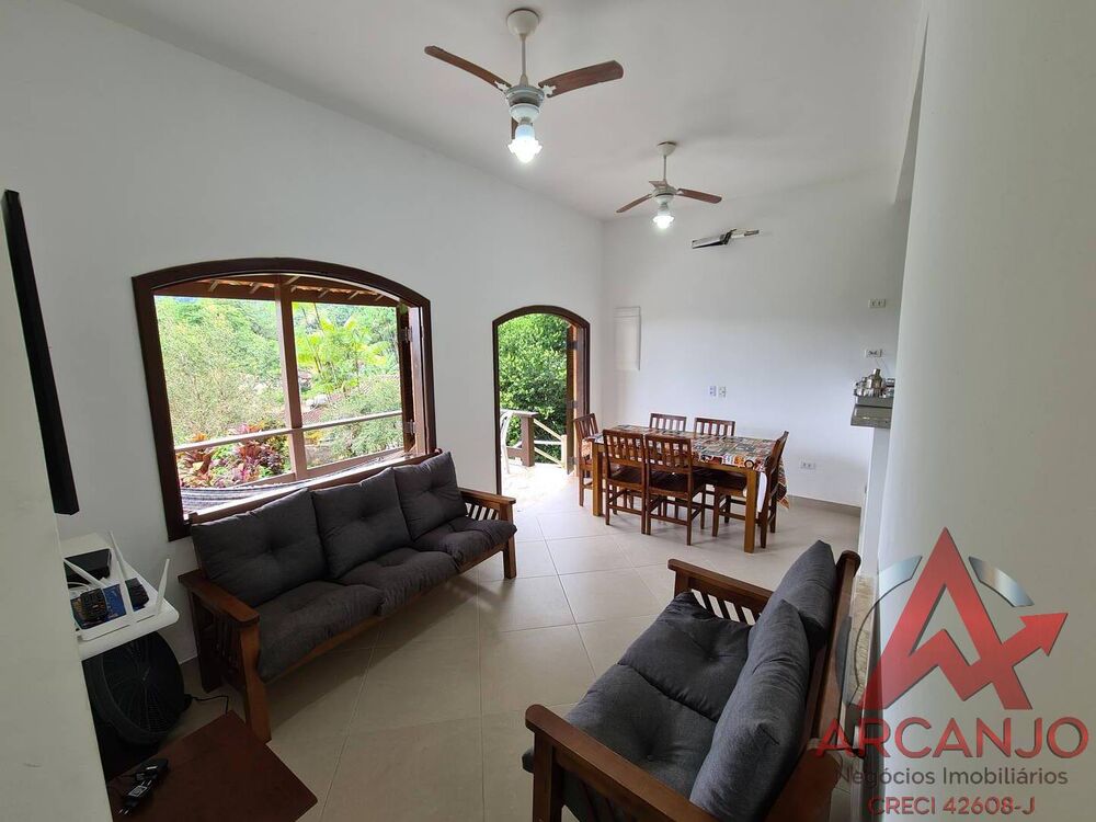 Casa à venda com 3 quartos, 97m² - Foto 3