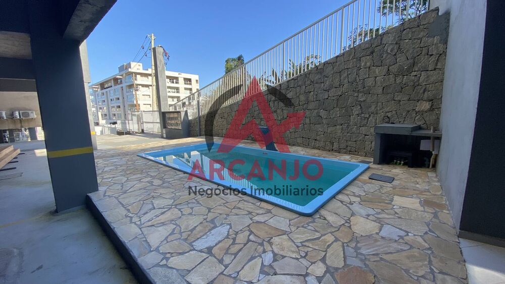 Apartamento à venda com 2 quartos, 70m² - Foto 4