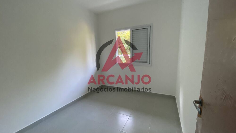 Apartamento à venda com 2 quartos, 70m² - Foto 2