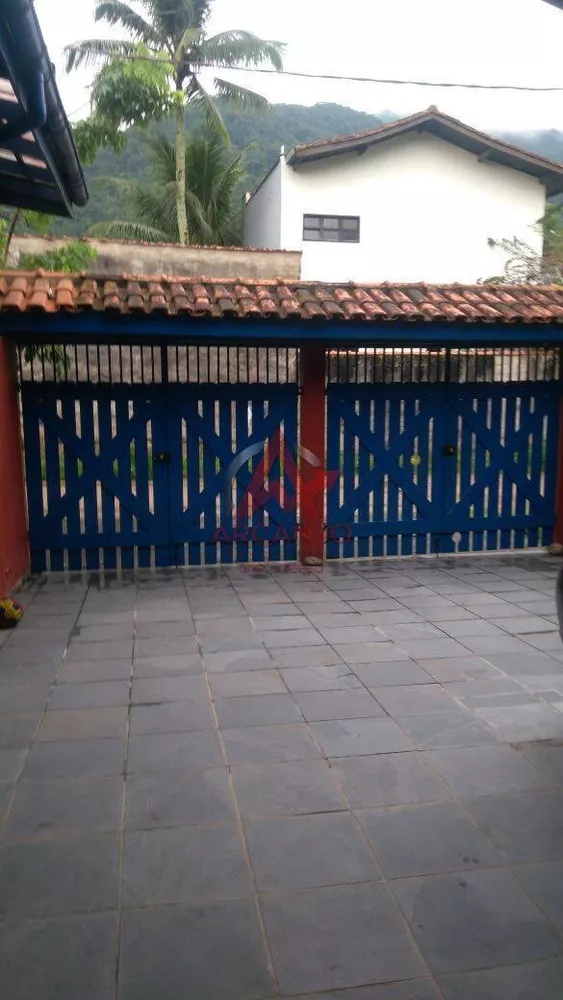 Casa, 5 quartos, 282 m² - Foto 3