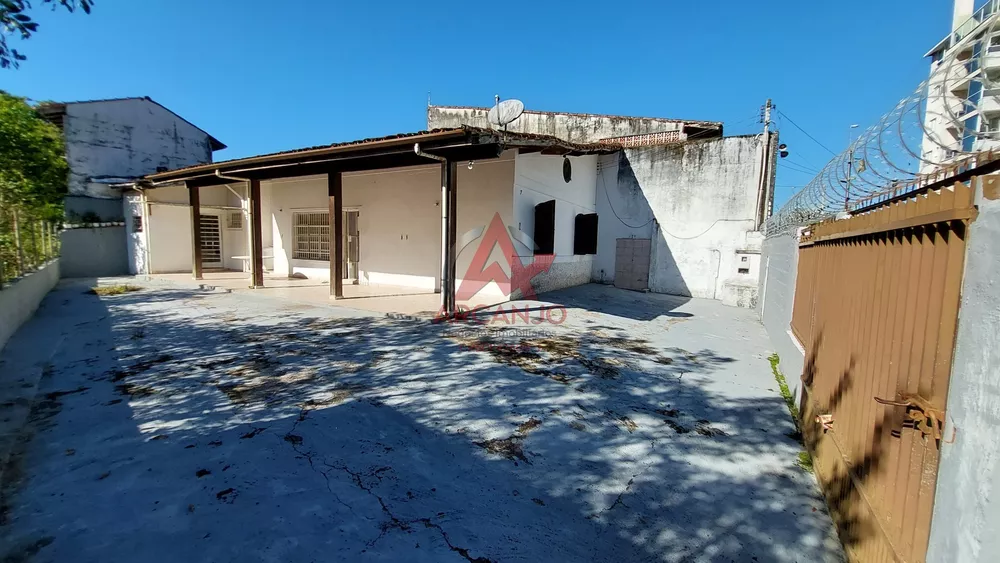 Casa, 3 quartos, 144 m² - Foto 1