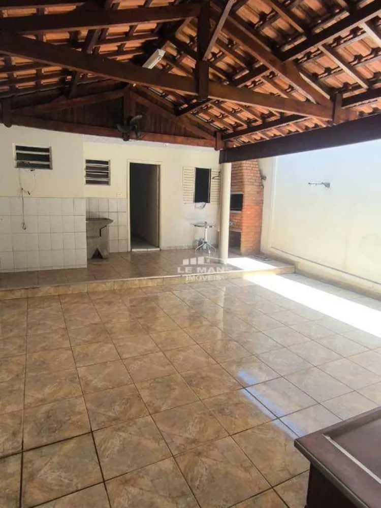 Casa, 4 quartos, 265 m² - Foto 2