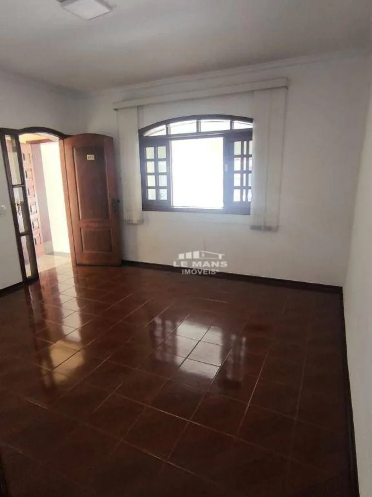 Casa, 4 quartos, 265 m² - Foto 3