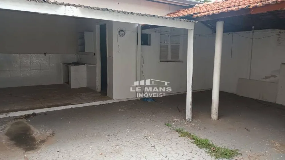 Casa, 3 quartos, 196 m² - Foto 2