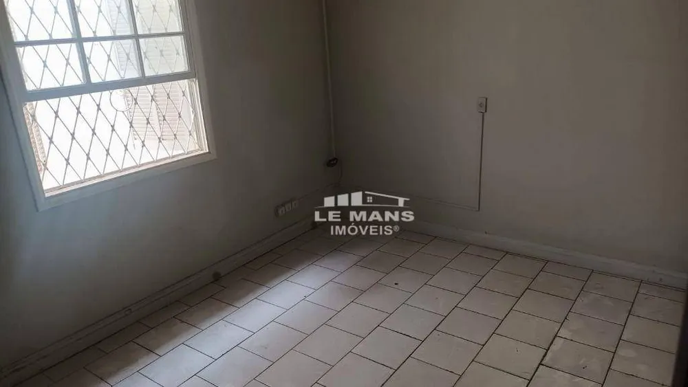 Casa, 3 quartos, 196 m² - Foto 4