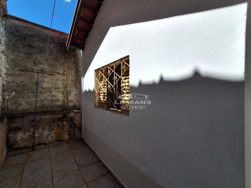 Casa, 2 quartos, 241 m² - Foto 9