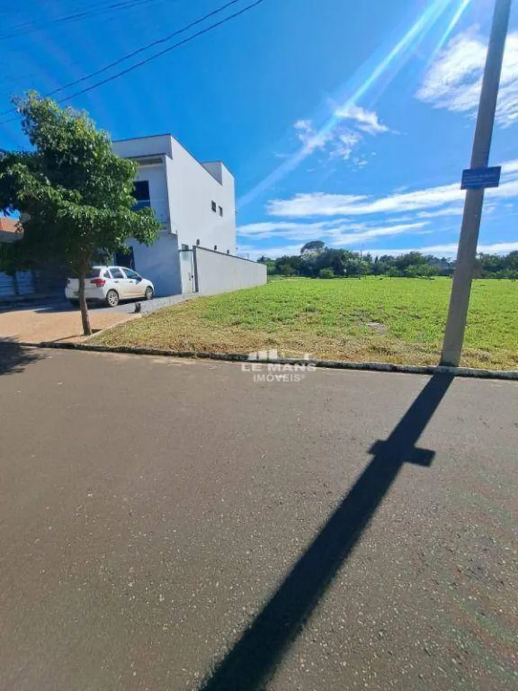 Loteamento e Condomínio, 200 m² - Foto 2