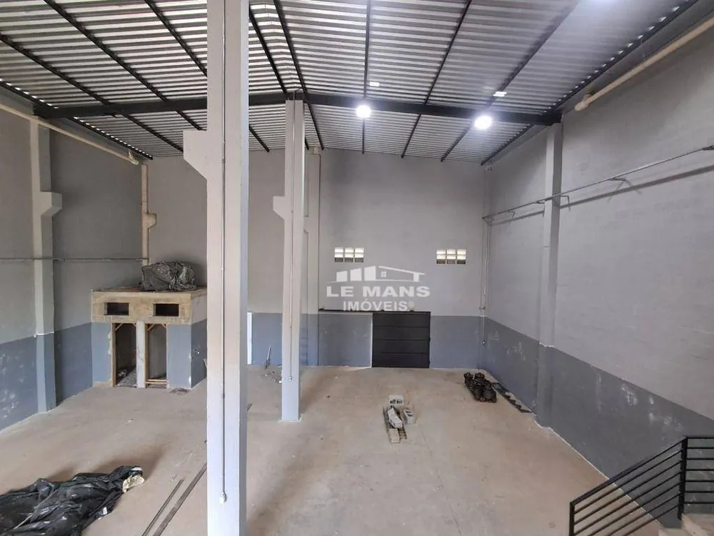 Depósito-Galpão, 298 m² - Foto 1