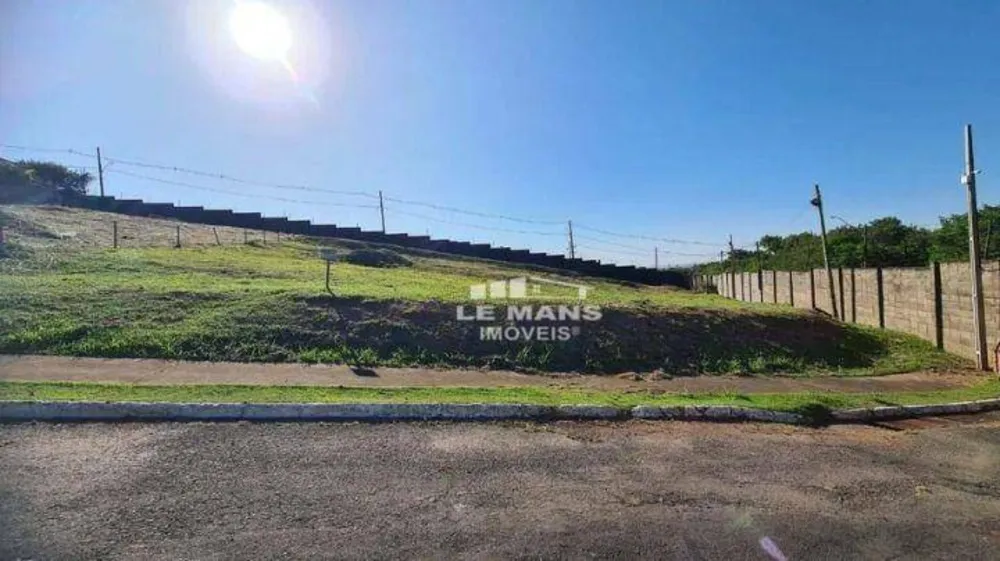 Loteamento e Condomínio, 2105 m² - Foto 1