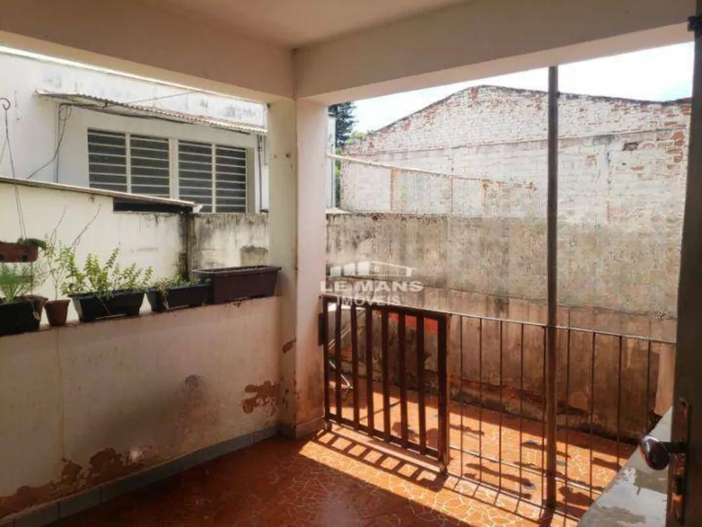 Casa, 4 quartos, 240 m² - Foto 1