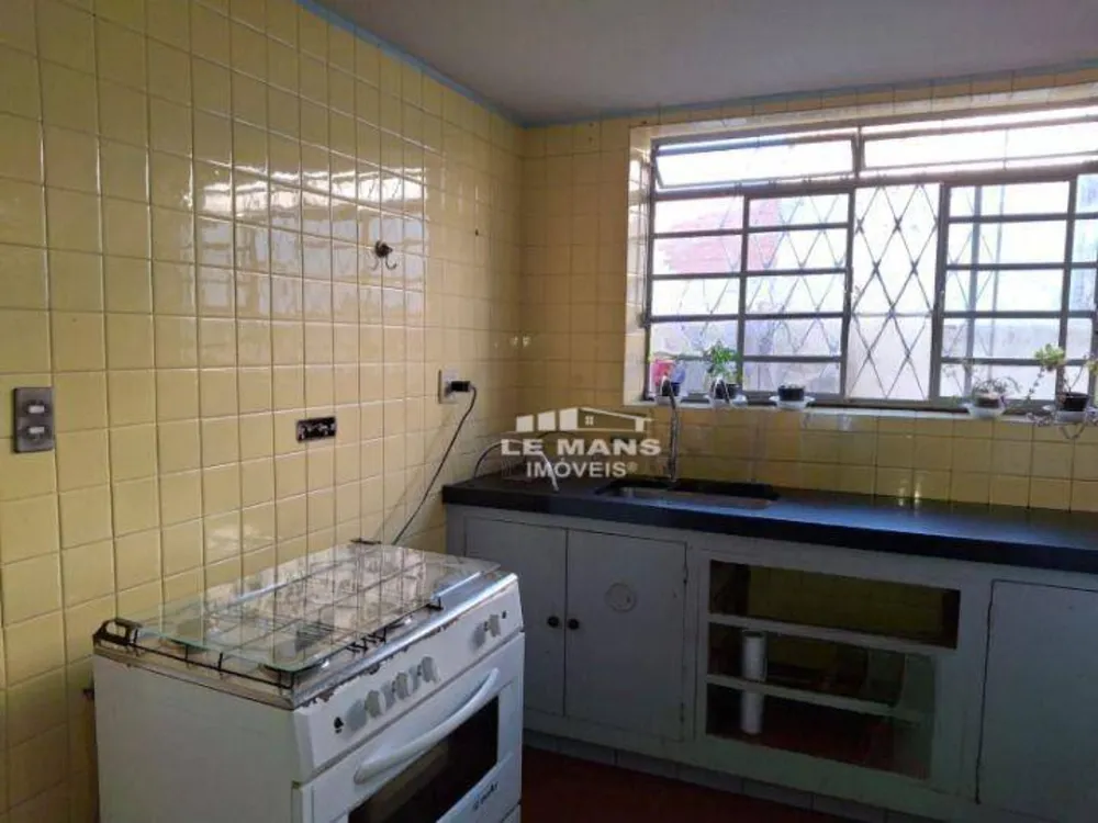 Casa, 4 quartos, 240 m² - Foto 9
