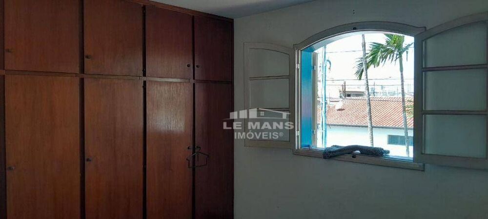 Casa, 6 quartos, 231 m² - Foto 9