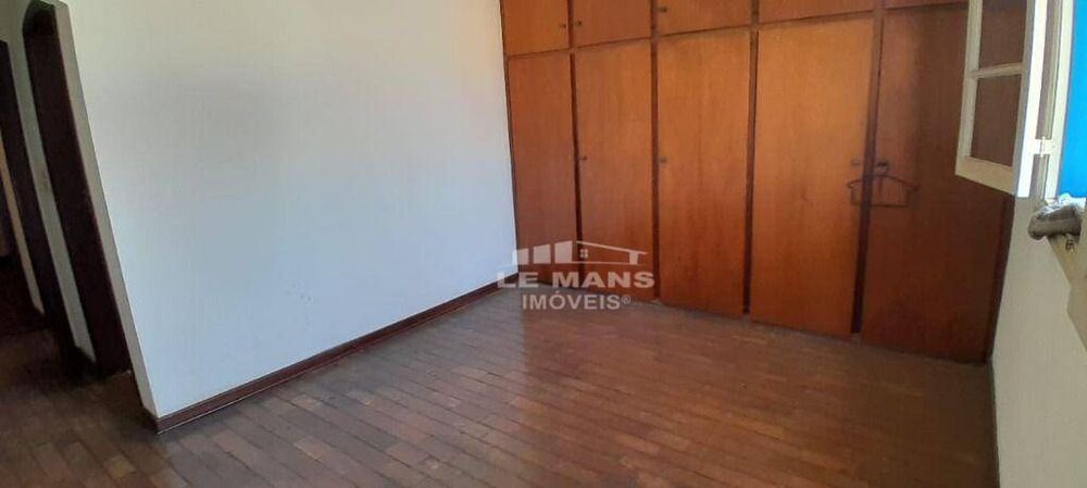 Casa, 6 quartos, 231 m² - Foto 10