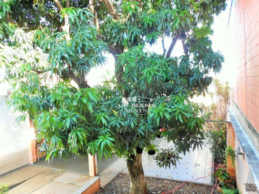 Casa, 3 quartos, 197 m² - Foto 3
