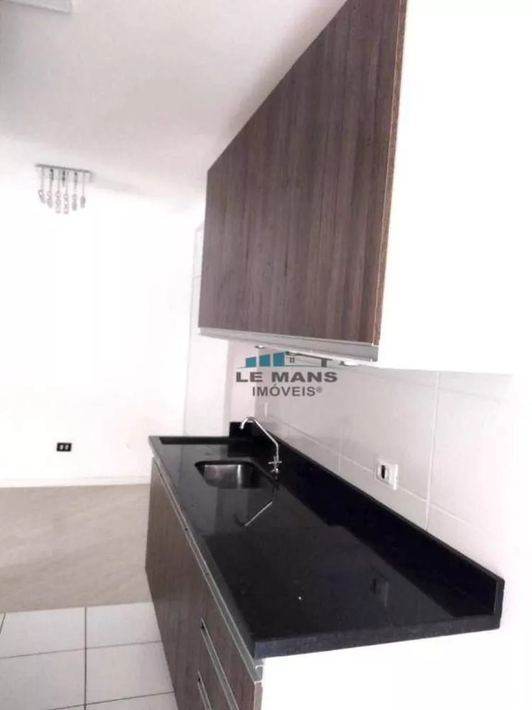 Apartamento à venda com 2 quartos, 62m² - Foto 1