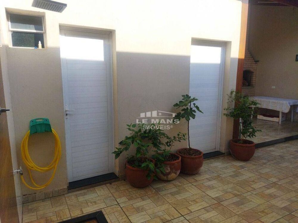 Casa, 3 quartos, 150 m² - Foto 1