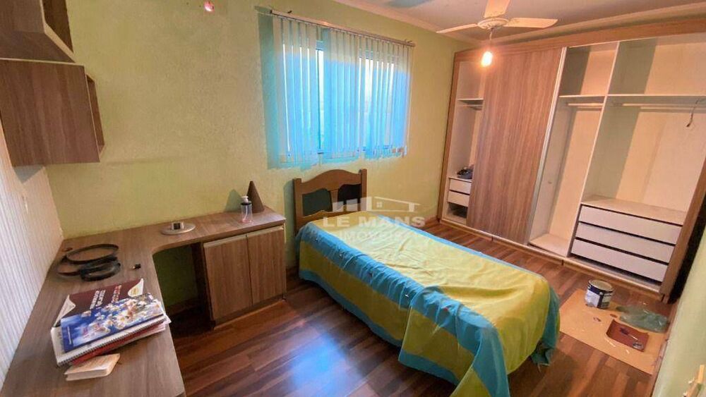 Casa à venda com 4 quartos, 128m² - Foto 2