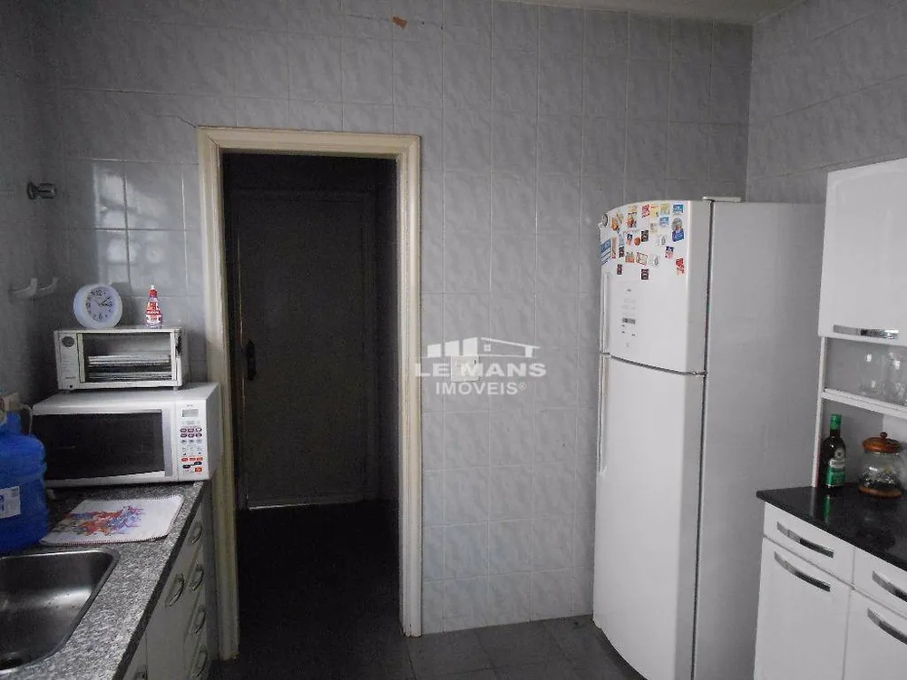 Casa, 3 quartos, 236 m² - Foto 6