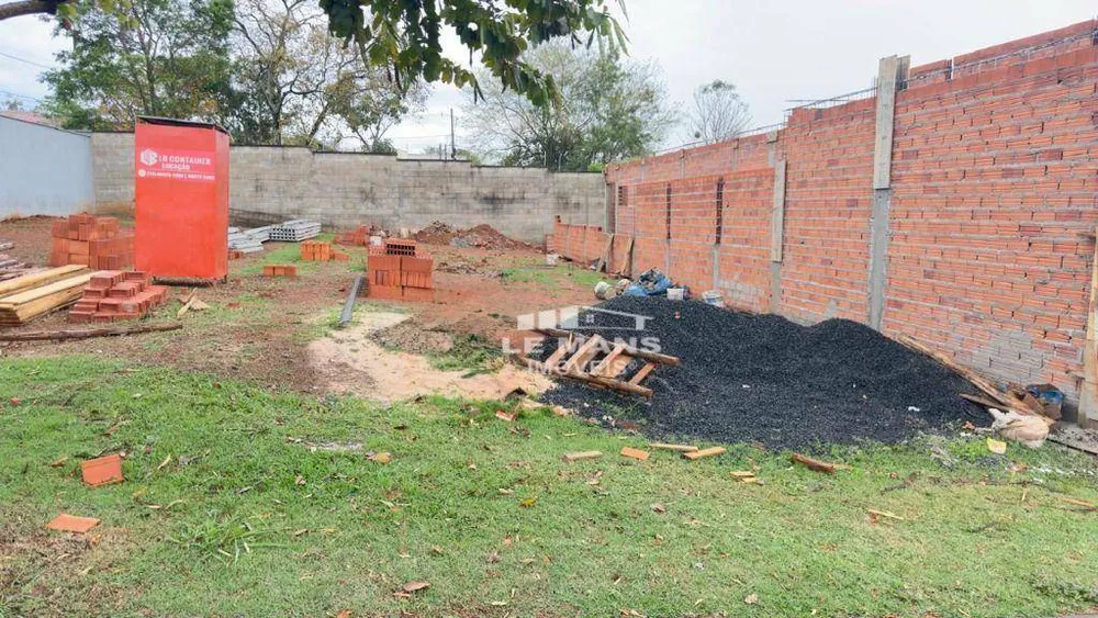 Loteamento e Condomínio, 200 m² - Foto 1