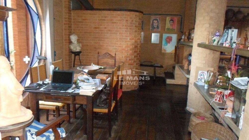 Casa, 3 quartos, 277 m² - Foto 3