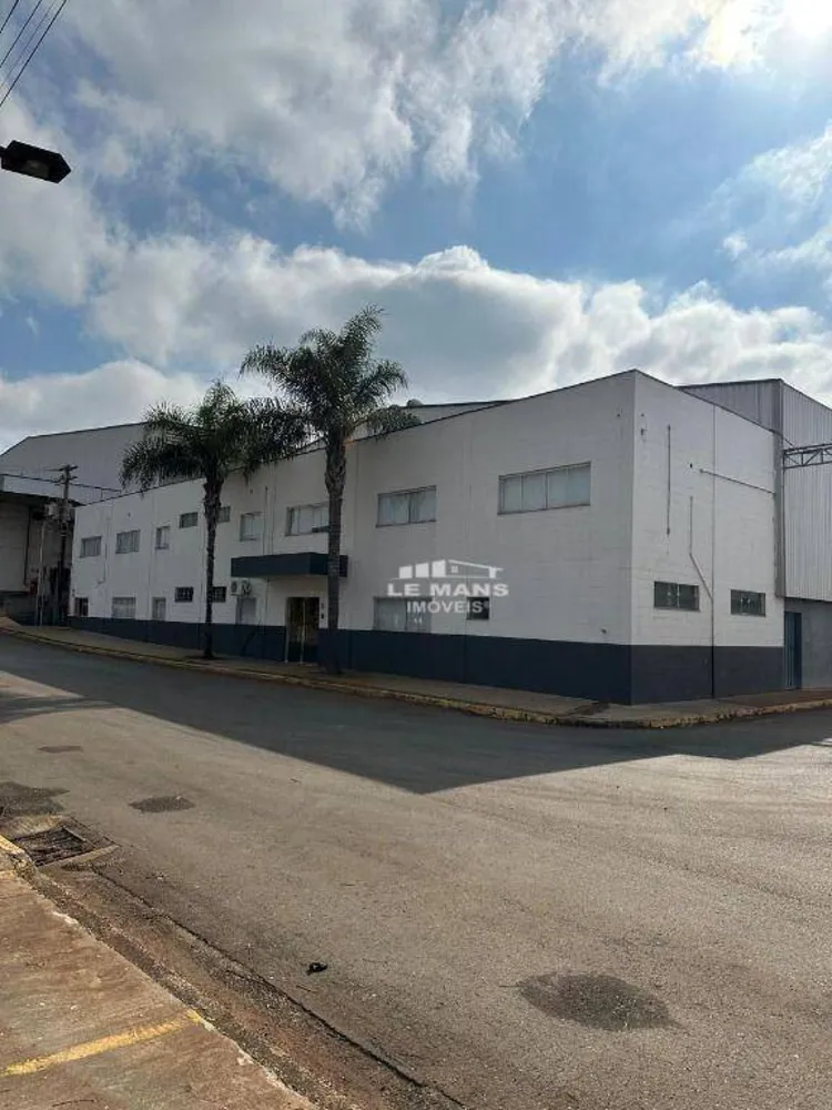 Depósito-Galpão, 2650 m² - Foto 2