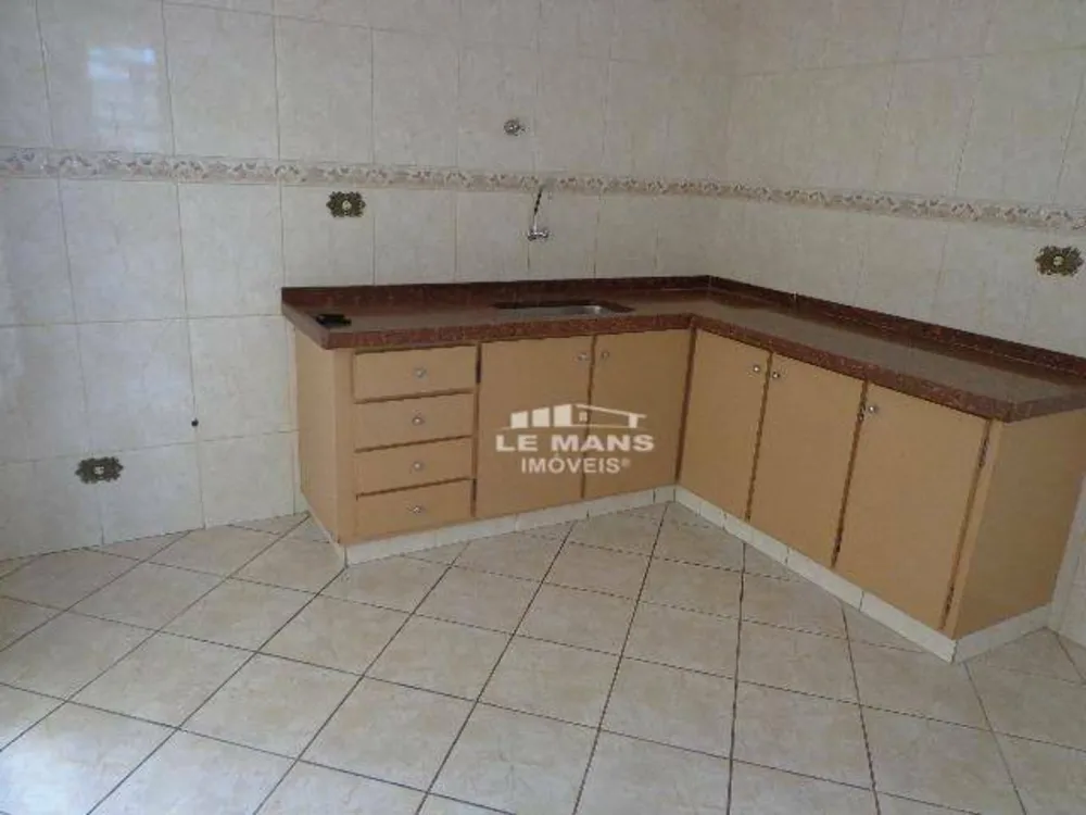 Casa, 3 quartos, 222 m² - Foto 18