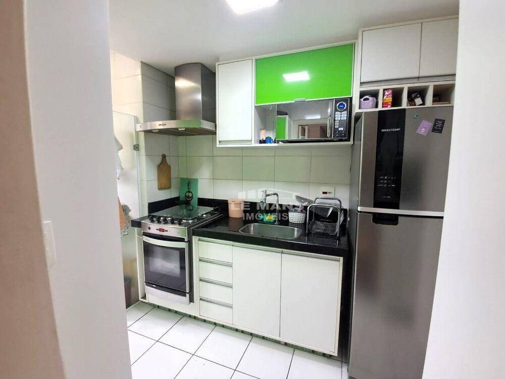 Apartamento à venda com 2 quartos, 53m² - Foto 4