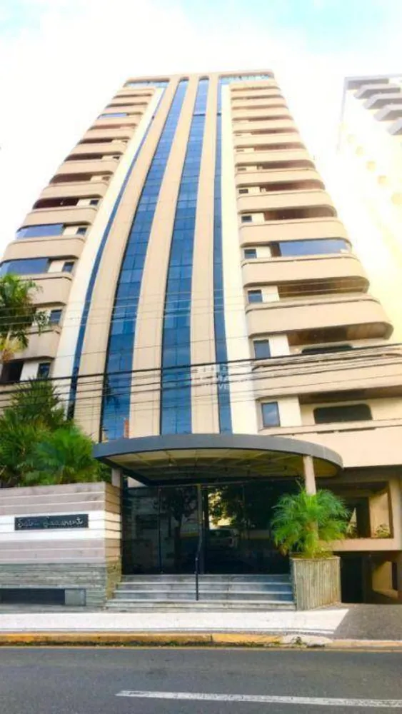 Apartamento, 3 quartos, 282 m² - Foto 1