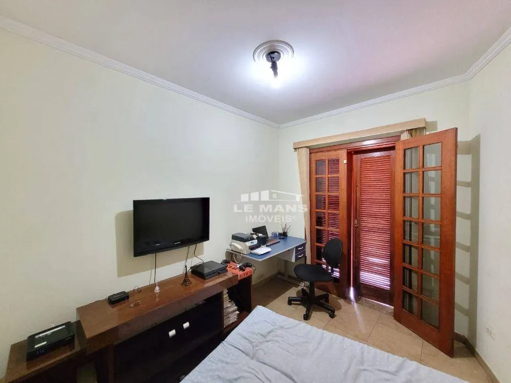 Casa, 3 quartos, 200 m² - Foto 16
