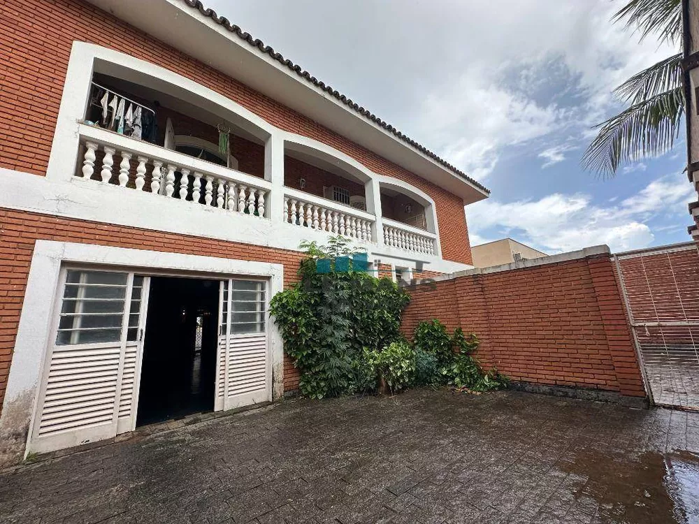 Casa à venda com 4 quartos, 397m² - Foto 2