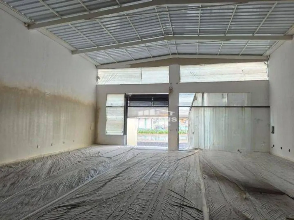 Depósito-Galpão, 242 m² - Foto 2
