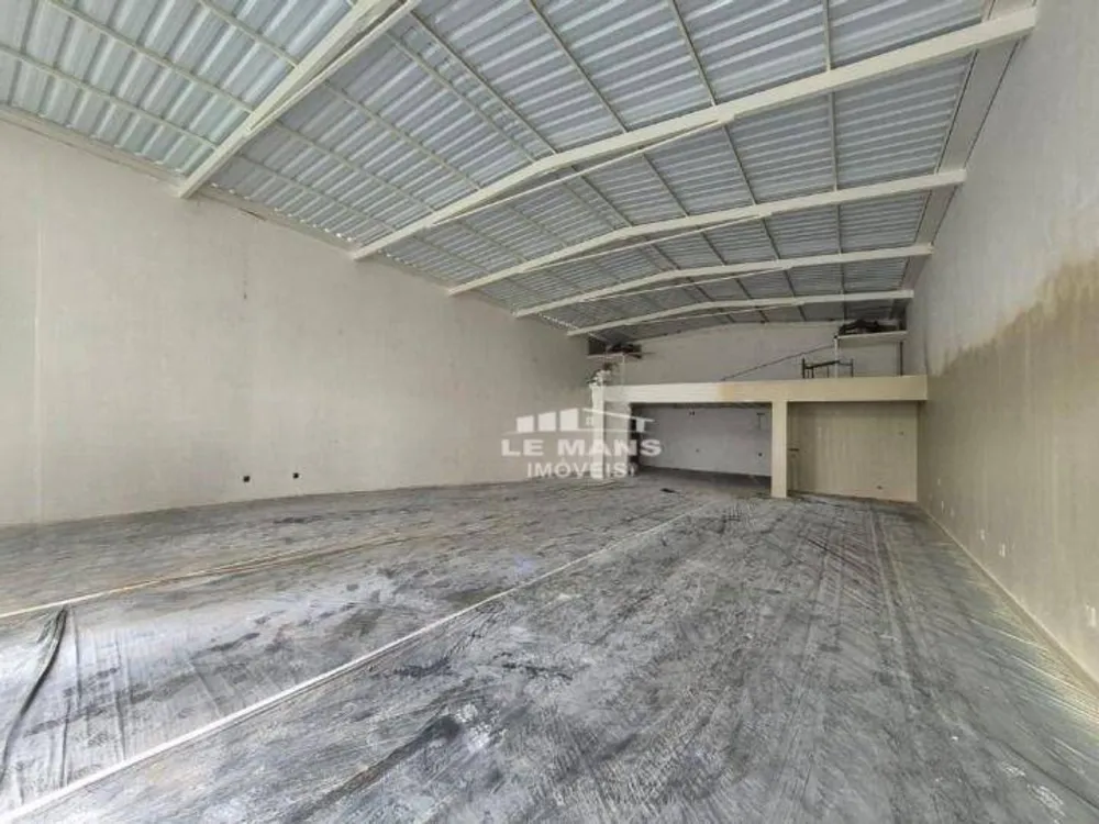 Depósito-Galpão, 242 m² - Foto 1