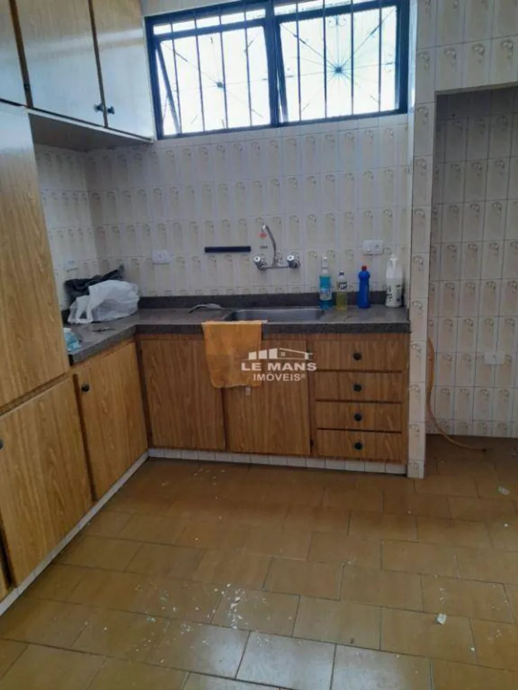 Casa, 3 quartos, 211 m² - Foto 11
