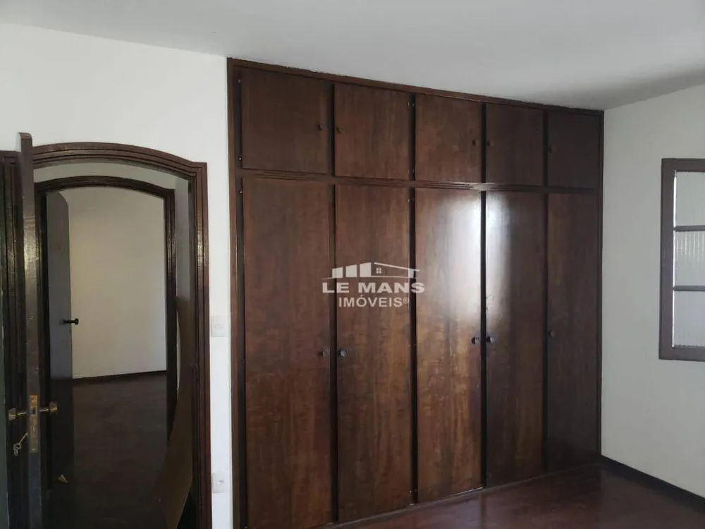 Casa, 3 quartos, 211 m² - Foto 13
