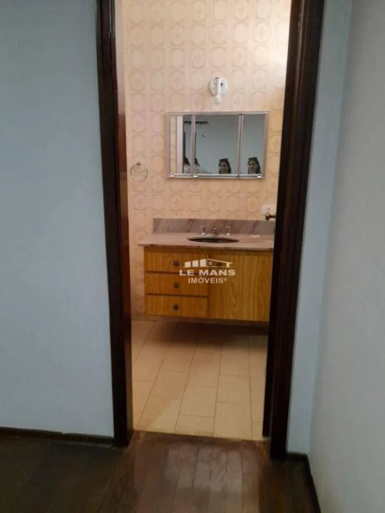 Casa, 3 quartos, 211 m² - Foto 9