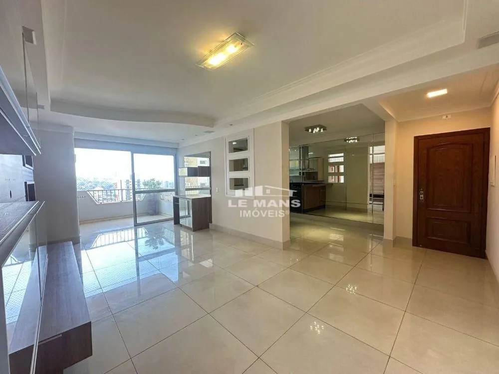 Apartamento, 3 quartos, 135 m² - Foto 2