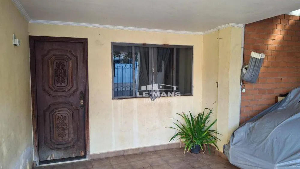 Casa, 4 quartos, 200 m² - Foto 1