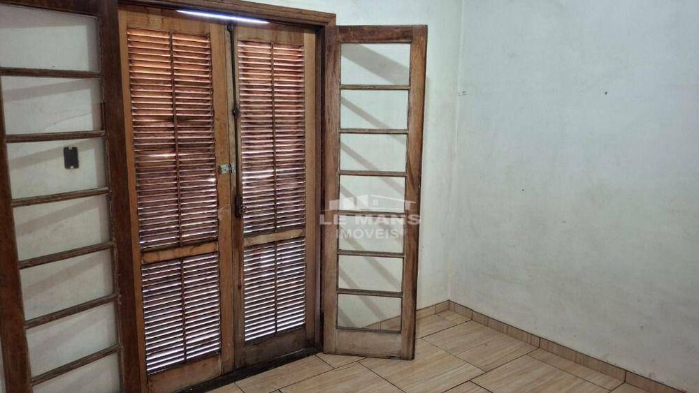 Casa, 4 quartos, 200 m² - Foto 5