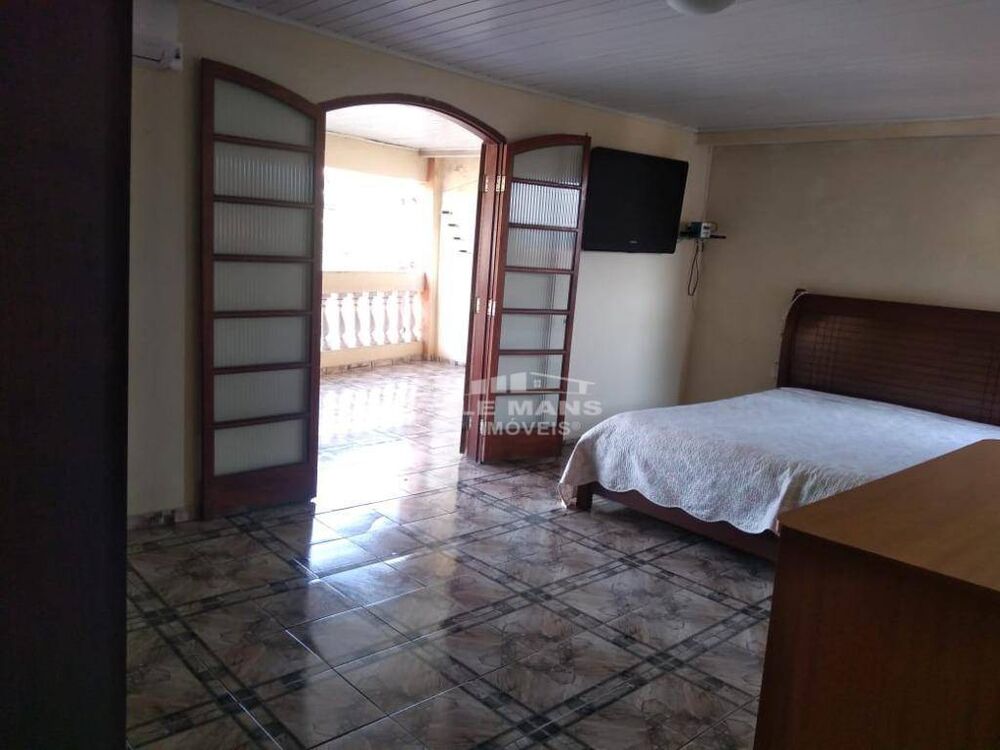 Casa, 3 quartos, 188 m² - Foto 2