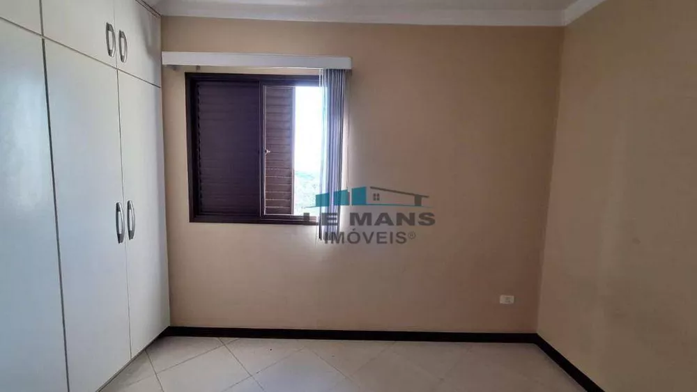 Apartamento à venda com 3 quartos, 73m² - Foto 5