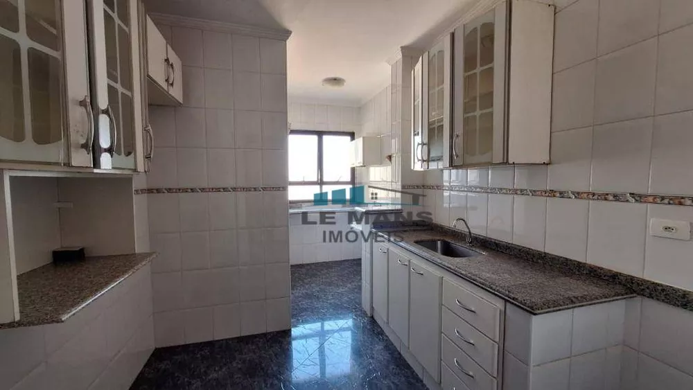 Apartamento à venda com 3 quartos, 73m² - Foto 1