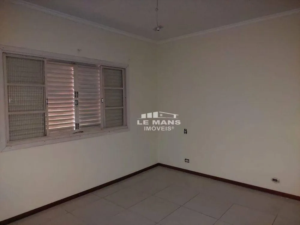 Casa, 3 quartos, 327 m² - Foto 2