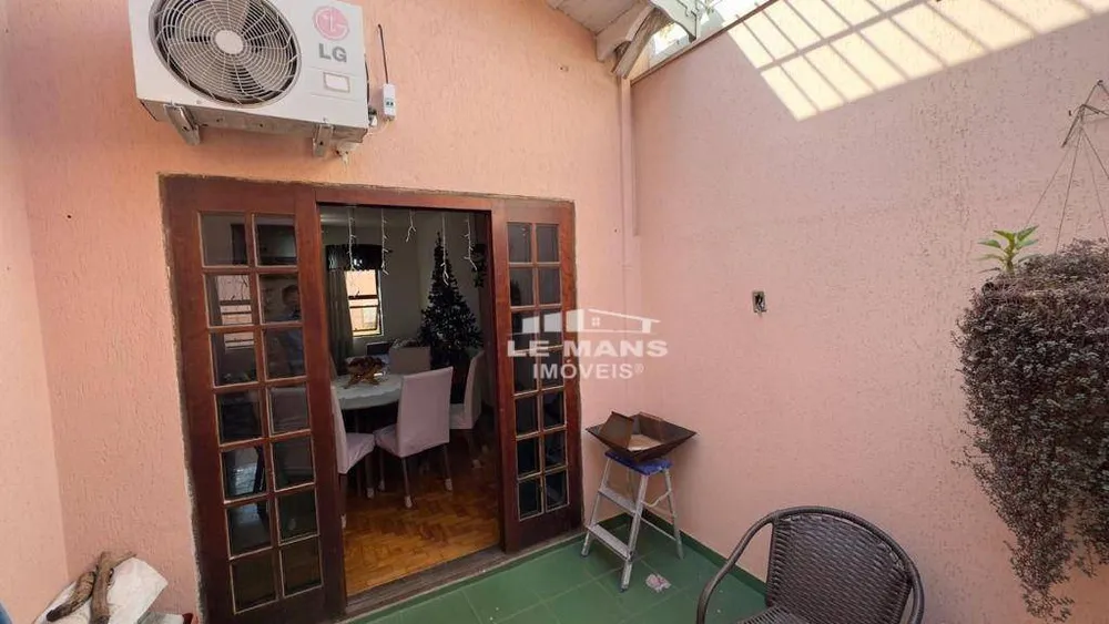 Casa, 3 quartos, 186 m² - Foto 3